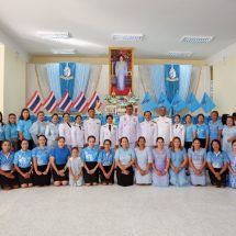 อำเภอท่าฉางจัดพิธีเจริญพระพุทธมนต์และพิธีทำบุญตักบาตรถวายพระราชกุศล กิจกรรมเฉลิมพระเกียรติสมเด็จพระนางเจ้าสิริกิติ์ พระบรมราชินีนาถ พระบรมราชชนนีพันปีหลวง