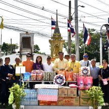 “สภท. ร่วมกับผู้ใหญ่ใจดี ใจบุญ” มอบข้าวสารอาหารแห้ง น้ำดื่ม และสิ่งของจำเป็นในชีวิตประจำวัน ให้กับสมาชิก และสื่อมวลชน (ที่มีความต้องการ) !!!